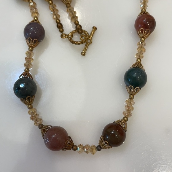 Gorgeous Multi Jade & Crystal Gold-tone Nk—EUC - Picture 3 of 6